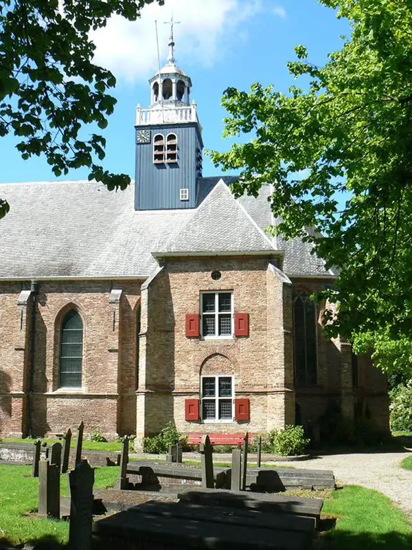 Slotkapel voorkant in Egmond aan den Hoef